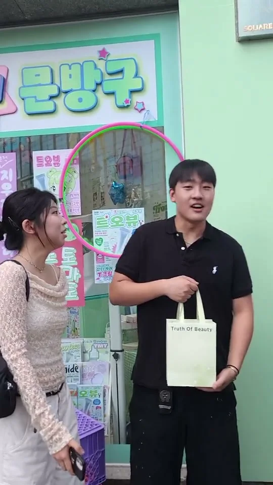 성수 팝업 인터뷰 현장